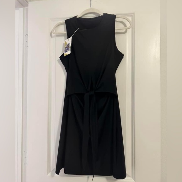 Halara tennis dress NWT - Picture 4 of 4